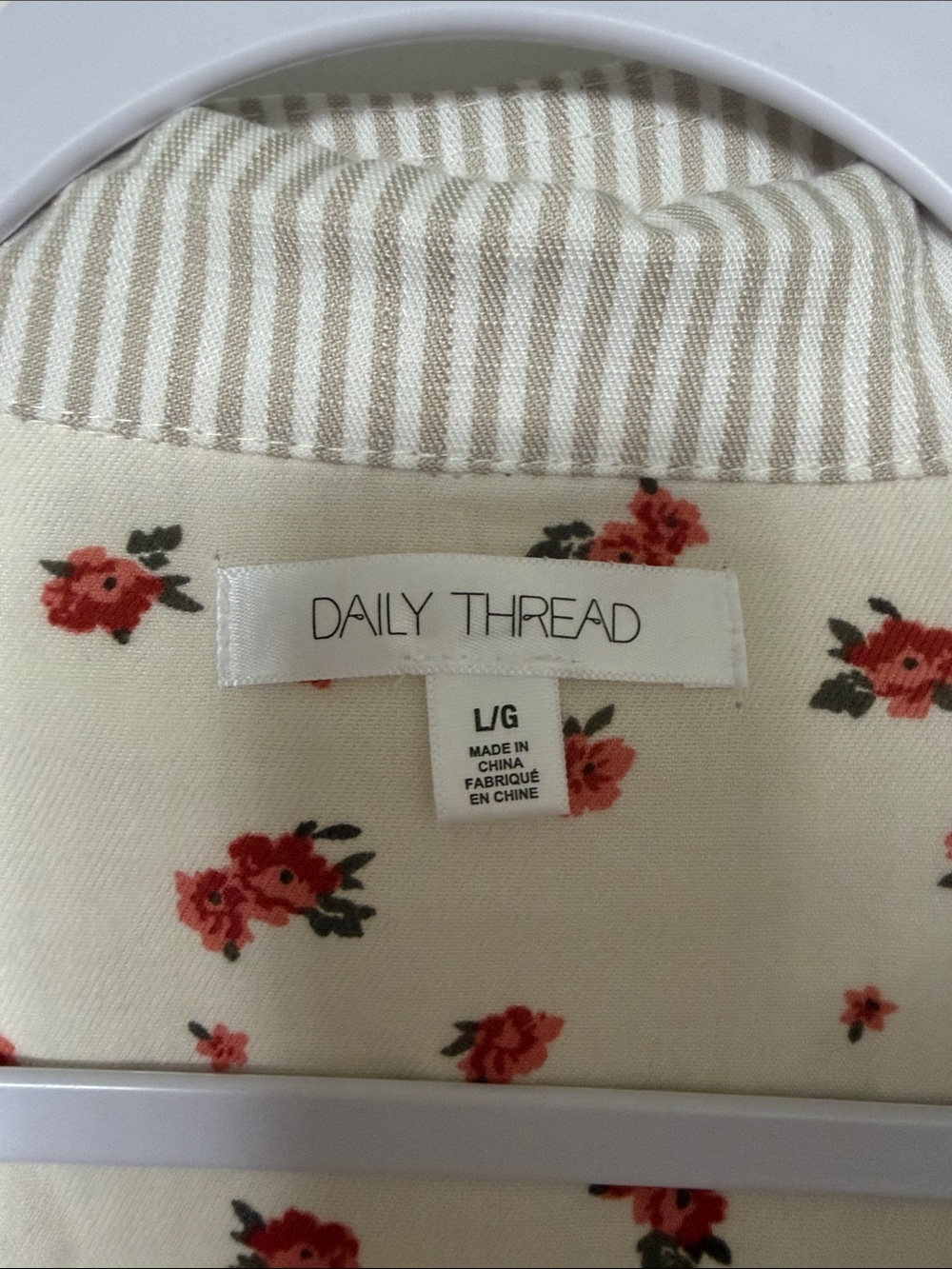 Daily Thread Beige & White Striped Jacket Drawstring Closure - Picture 2 of 6